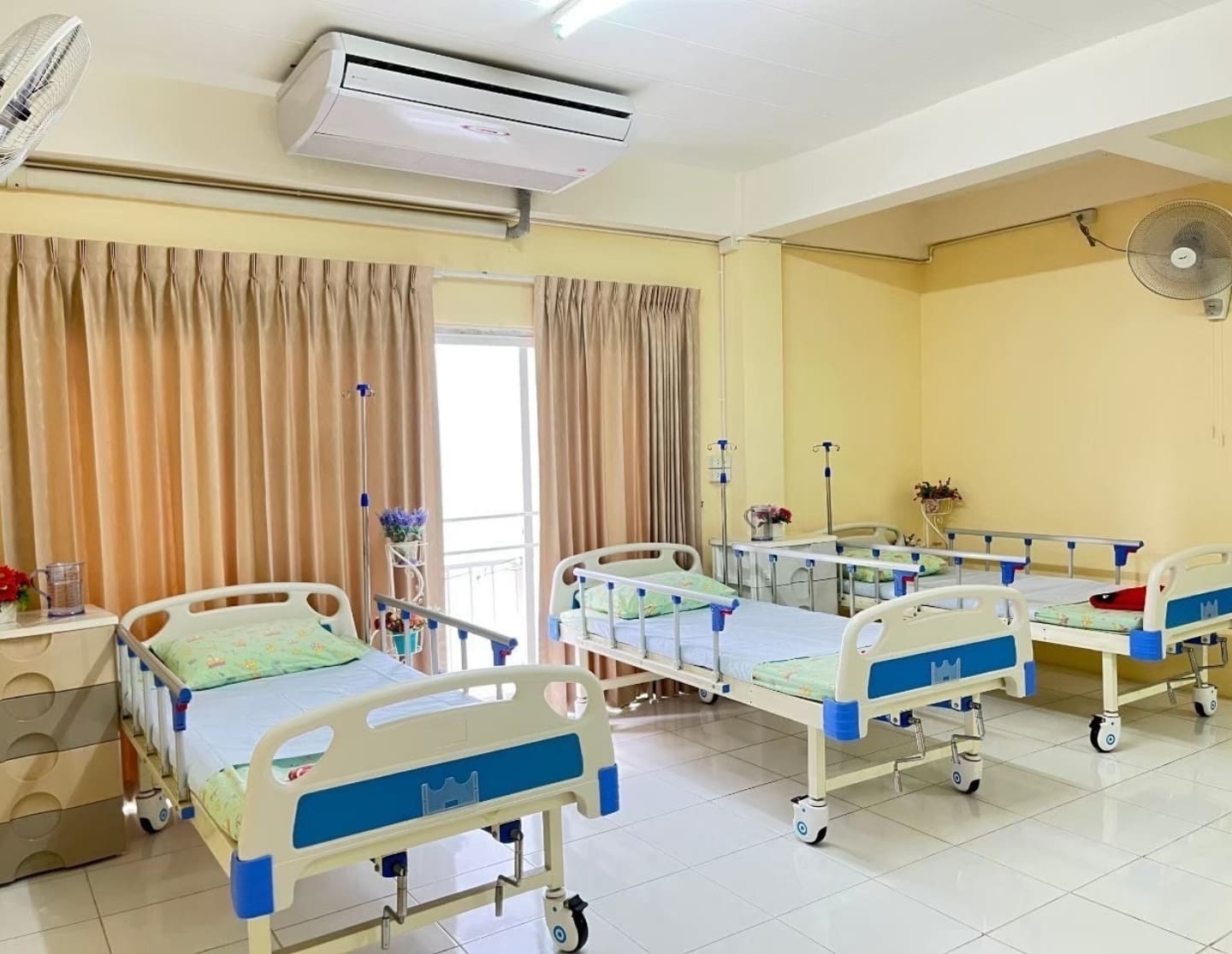 รับดูแลผู้สูงอายุ พระราม 2